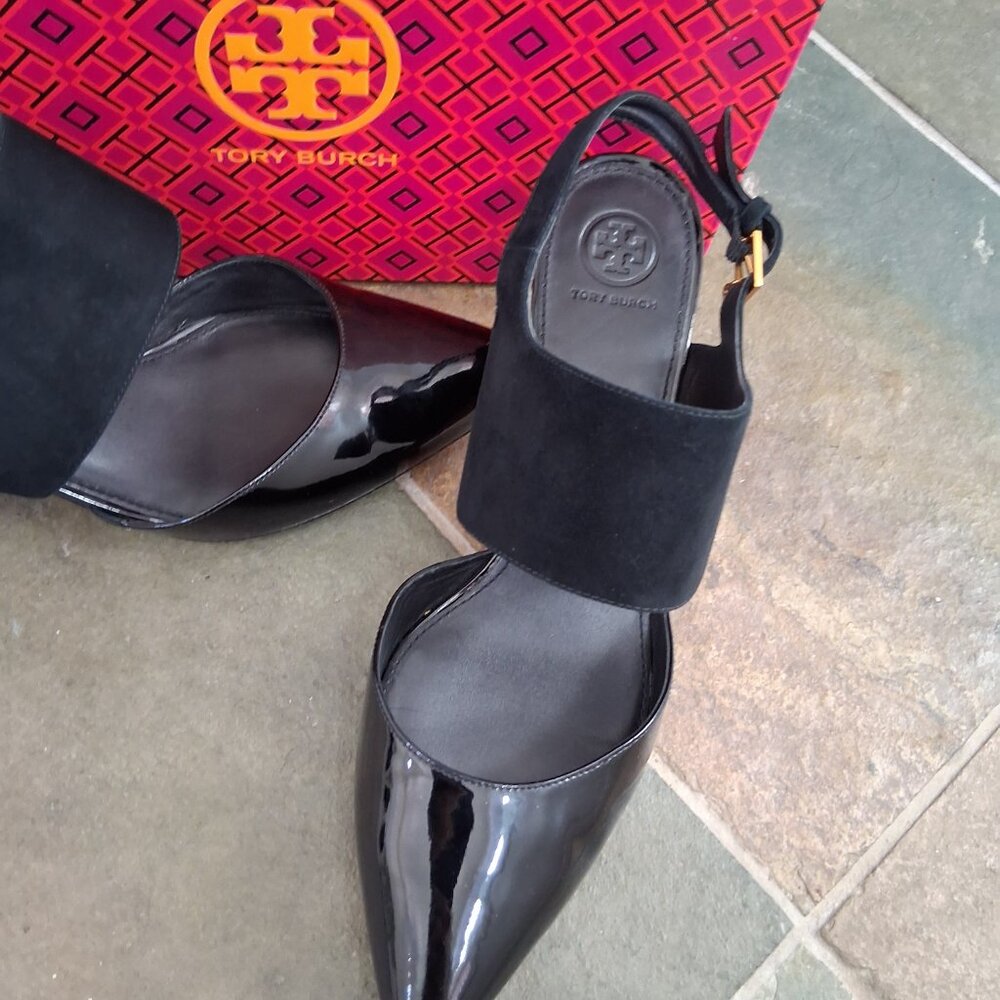 Tory Burch Black Patent Leather  Pump Heels - Picture 2 of 9